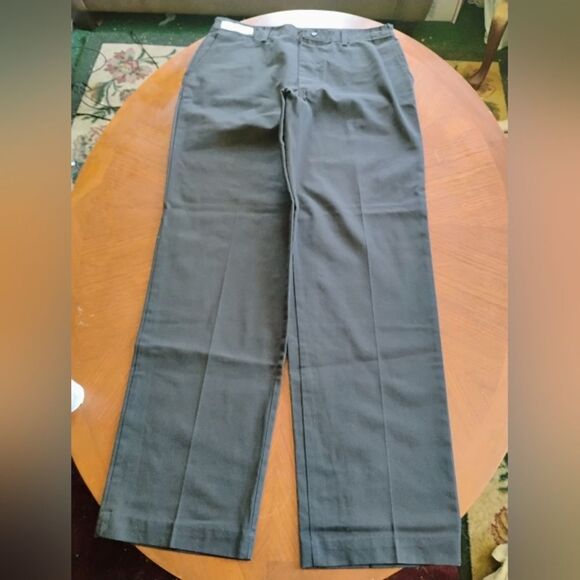 Red Kap brand Utility Pants - Size: 36      (1189) - Picture 1 of 5